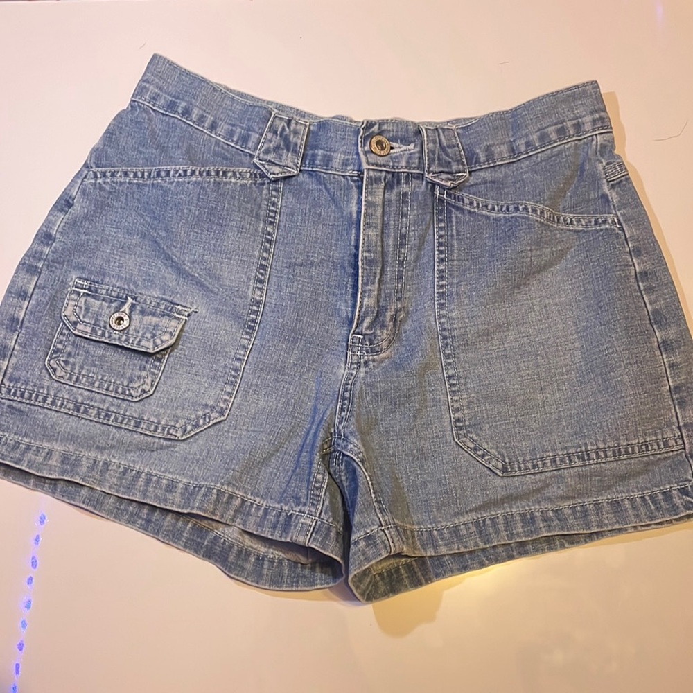 Cute old Navy jean shorts size:6